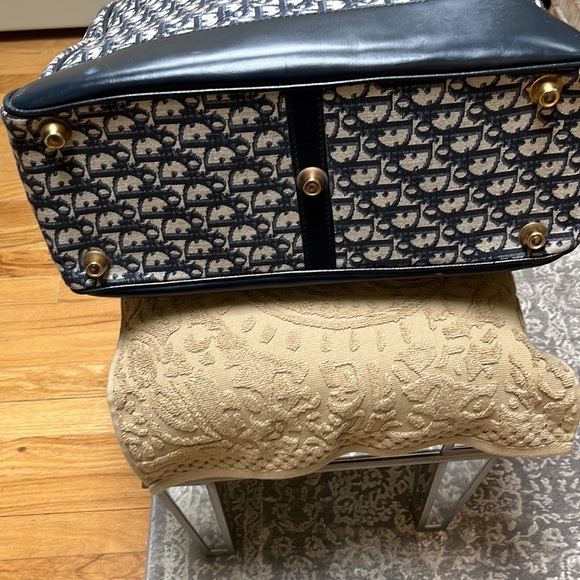 Like New !! Christian Dior travel  bag - Picture 7 of 14